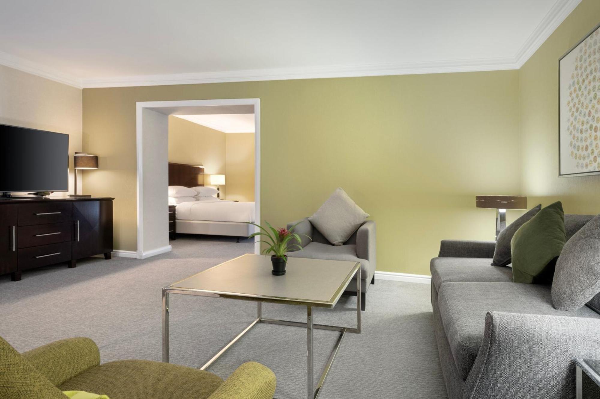 Delta Hotels By Marriott Manchester Airport Hale  Eksteriør bilde