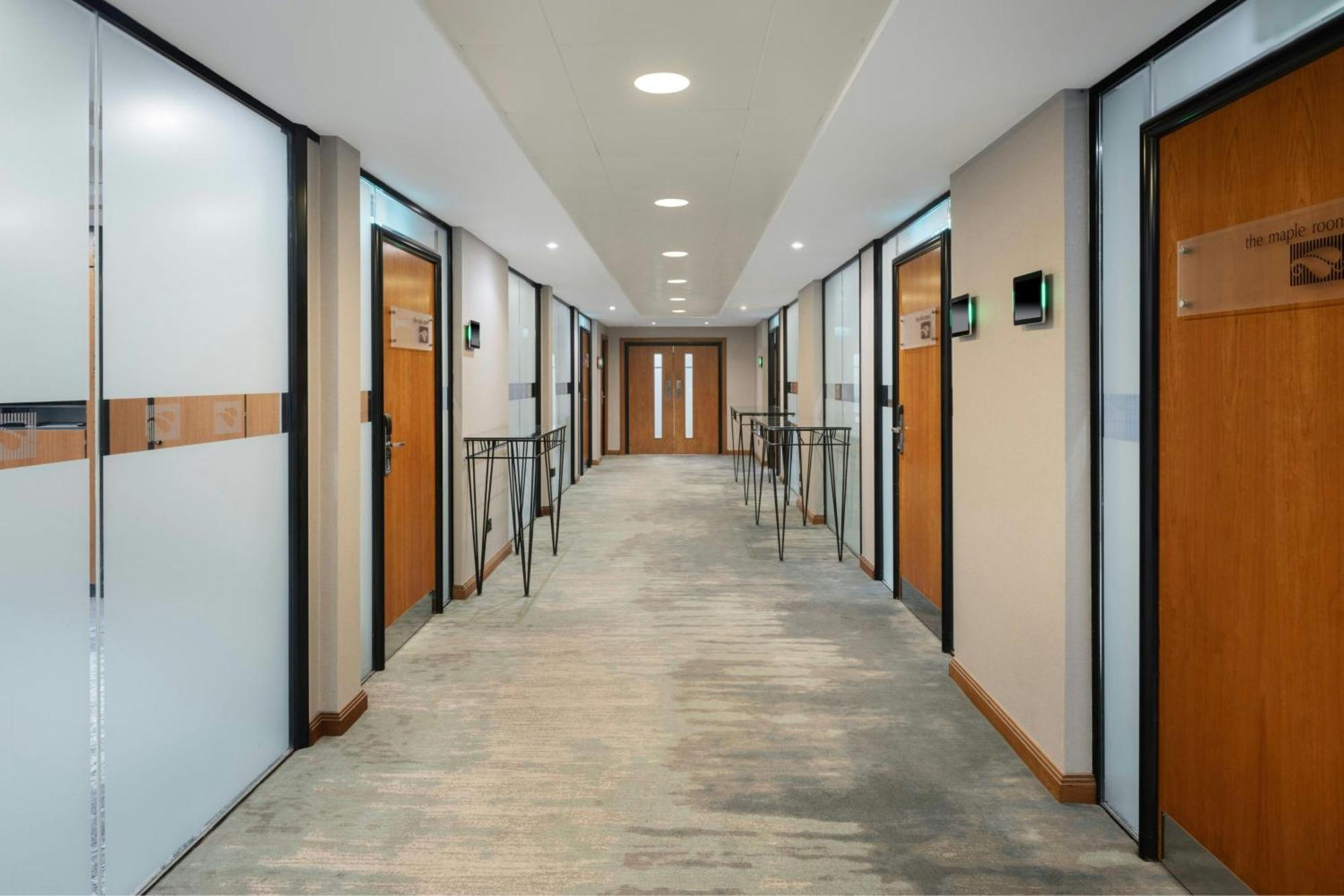 Delta Hotels By Marriott Manchester Airport Hale  Eksteriør bilde