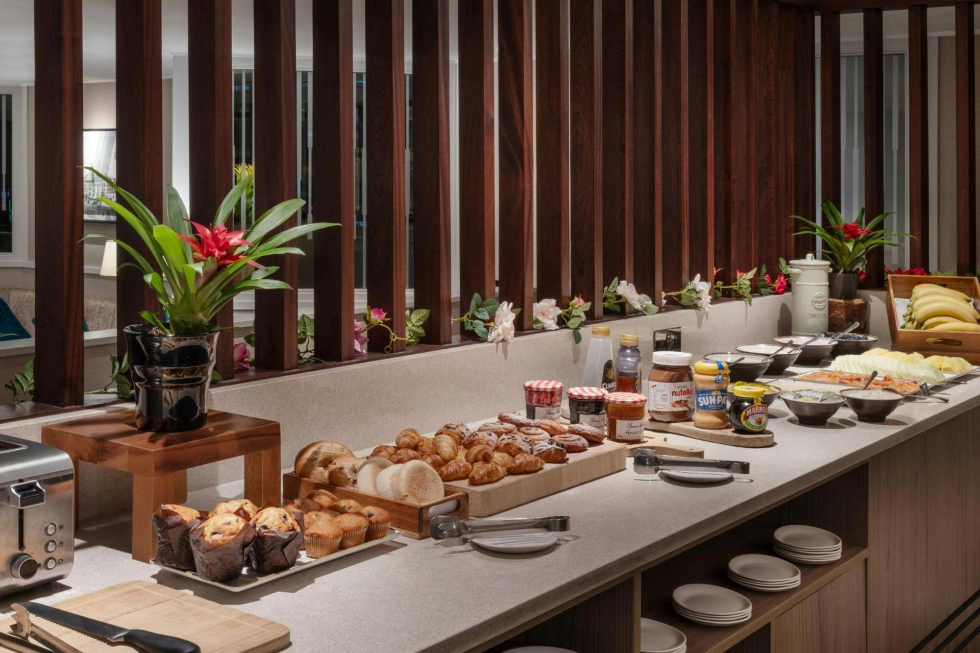Delta Hotels By Marriott Manchester Airport Hale  Eksteriør bilde